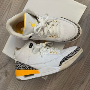 Laser orange Air Jordan 3 Retro